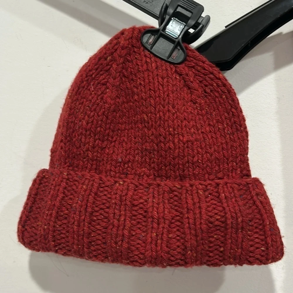 Vintage Bloomingdale’s cranberry Red Knit wool nylon Scarf and Beanie Set